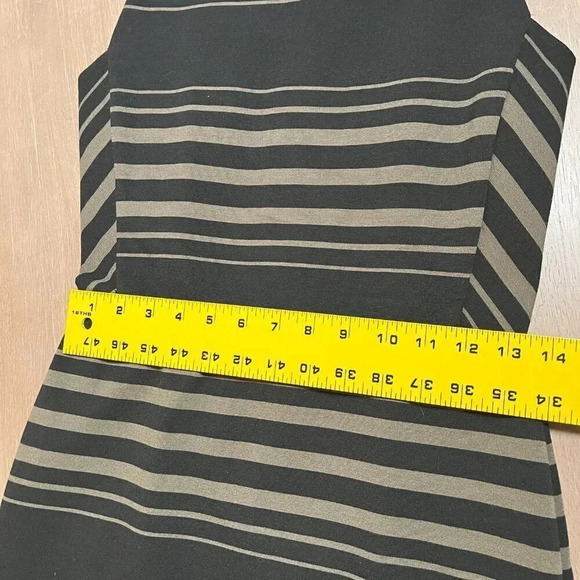 Women’s Banana Republic Dress Size 2 - Picture 7 of 9